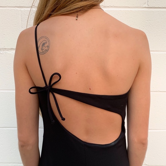 Asymmetrical Evening Dress - Picture 4 of 8